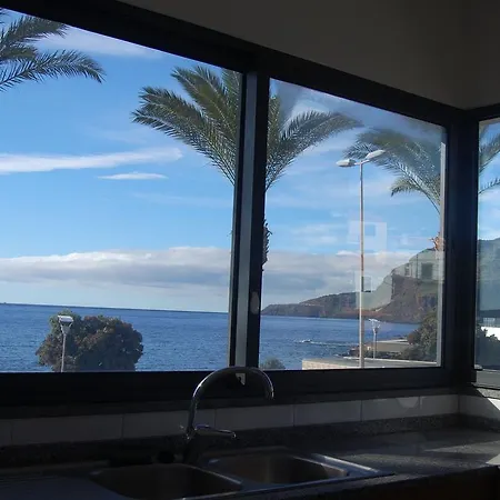Apartamentos Amarelo Apartment Canical (Madeira)