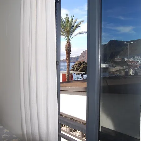 Apartamentos Amarelo *