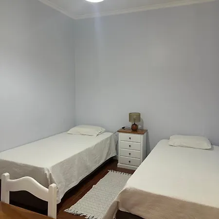 Apartamentos Amarelo Apartment