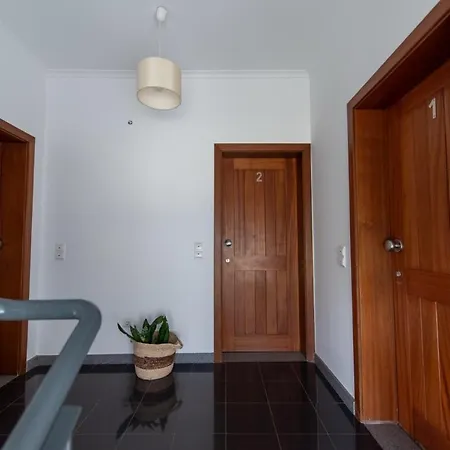 Apartamentos Amarelo Apartment