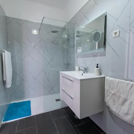 Apartamentos Amarelo Apartment *