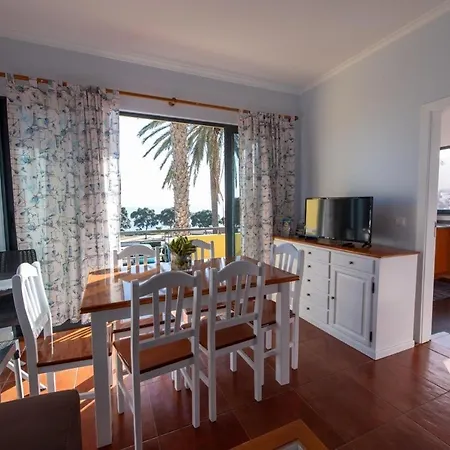 Apartamentos Amarelo *