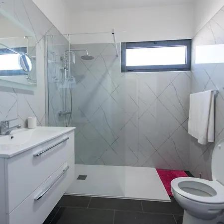 Apartamentos Amarelo Canical (Madeira)