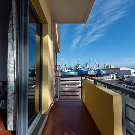 Apartamentos Amarelo * Canical (Madeira)