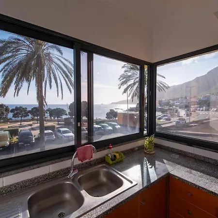 Apartamentos Amarelo Canical (Madeira)