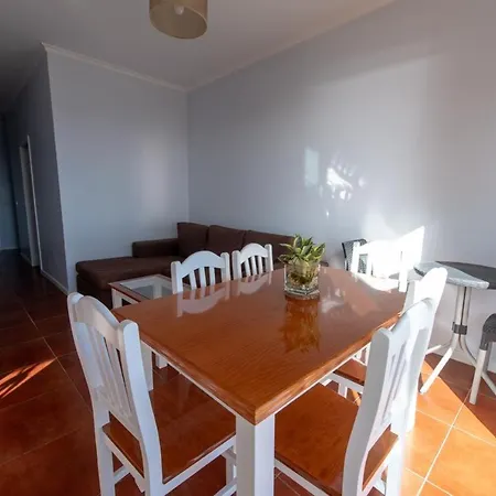 Apartamentos Amarelo Apartment