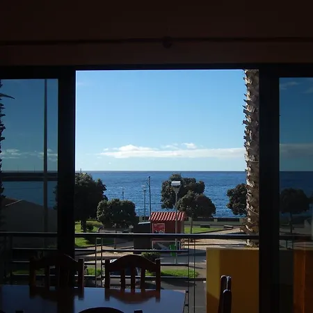 Apartamentos Amarelo *